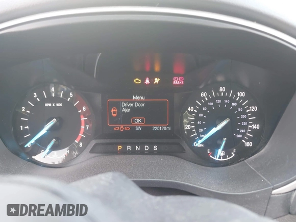 2015 Ford Fusion SE with VIN 3FA6P0H71FR236064, listed as a IAAI auction lot 40731737 with 220,120 mi miles and . Bid and sale history available at carsss.com. Image 7.