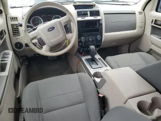 2010 Ford Escape XLT с VIN 1FMCU0DGXAKA35946, выставлен на аукционе Copart как лот 60035565 с пробегом 28 651 миль миль и Списание • Salvage title. История ставок и продаж доступна на DreamBid. Изображение 8.