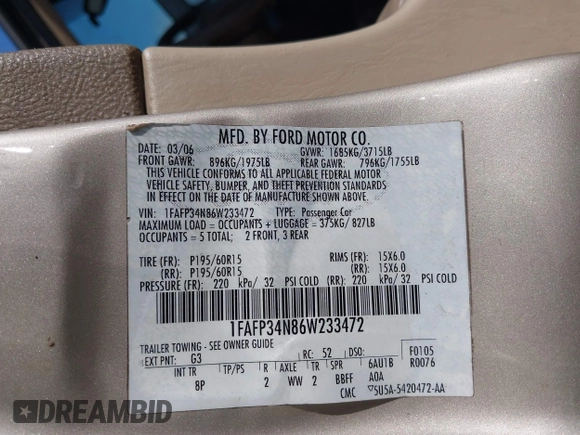 2006 Ford Focus S z VIN 1FAFP34N86W233472, wystawiony jako IAAI lot #42154557 z przebiegiem 150 143 mil mil oraz . Historia ofert i sprzedaży dostępna na DreamBid. Obrazek 9.