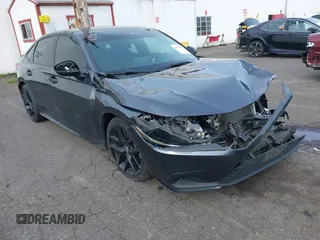 2022 Honda Civic Sport with VIN 2HGFE2F52NH531408, listed as a IAAI auction lot 41975592 with 28,198 mi miles. Bid and sale history available at carsss.com. Image 1.