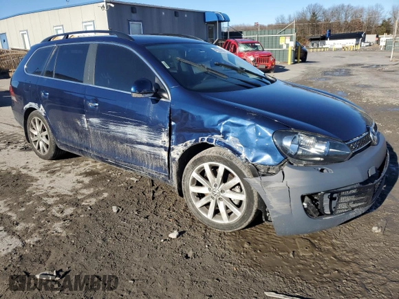 2014 Volkswagen Jetta SportWagen TDI w/Sunroof with VIN 3VWPL7AJ3EM601118, listed as a Copart auction lot 42293555 with 90,531 mi miles and Salvage Title. Bid and sale history available at carsss.com. Image 4.