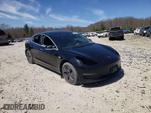 2019 Tesla Model 3 Mid Range z VIN 5YJ3E1EA6KF306887, wystawiony jako Copart lot #52401625 z przebiegiem 105 948 mil mil oraz Szkody całkowita. Historia ofert i sprzedaży dostępna na DreamBid. Obrazek 14.