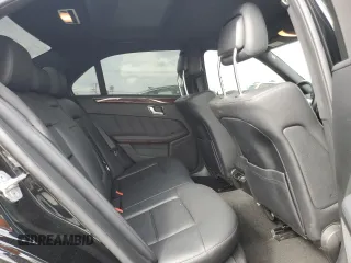 2013 Mercedes-Benz E 350 Luxury с VIN WDDHF5KB4DA691567, выставлен на аукционе Copart как лот 53131505 с пробегом 50 437 миль миль и Списание • Salvage title. История ставок и продаж доступна на DreamBid. Изображение 10.
