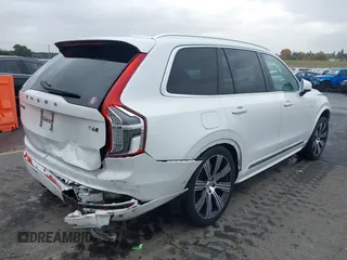 2021 Volvo XC90 Inscription with VIN YV4A22PL7M1724212, listed as a IAAI auction lot 40777149 with 55,123 mi miles. Bid and sale history available at carsss.com. Image 4.