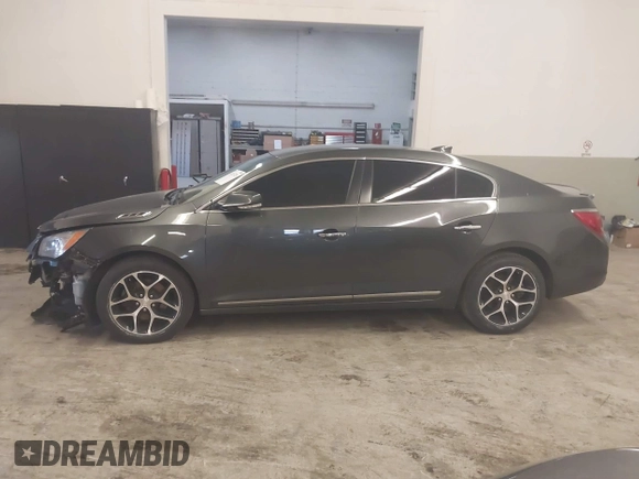 2016 Buick LaCrosse Sport Touring with VIN 1G4G45G32GF272701, listed as a IAAI auction lot 41315724 with 114,121 mi miles. Bid and sale history available at carsss.com. Image 15.