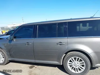 2014 Ford Flex SEL with VIN 2FMGK5C82EBD31669, listed as a IAAI auction lot 41712254 with 121,207 mi miles. Bid and sale history available at carsss.com. Image 14.