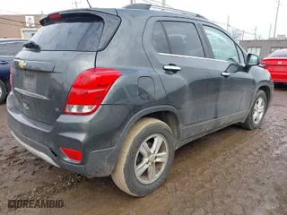 2017 Chevrolet Trax LT with VIN 3GNCJLSB5HL232190, listed as a IAAI auction lot 41704386 with 74,347 mi miles. Bid and sale history available at carsss.com. Image 4.