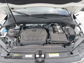 2024 Volkswagen Tiguan SE R-Line Black z VIN 3VVCB7AX3RM111987, wystawiony jako IAAI lot #42148019 z przebiegiem 6 455 mil mil oraz . Historia ofert i sprzedaży dostępna na DreamBid. Obrazek 10.