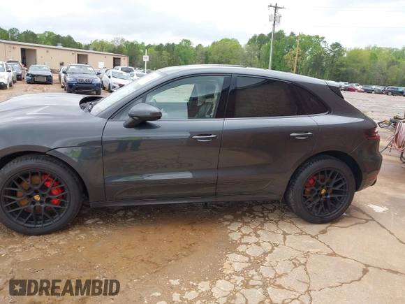 2017 Porsche Macan GTS with VIN WP1AG2A53HLB50635, listed as a IAAI auction lot 41665310 with 100,730 mi miles. Bid and sale history available at carsss.com. Image 14.