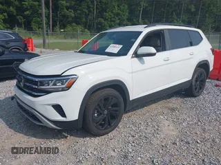 2023 Volkswagen Atlas SE z VIN 1V2WR2CA6PC547040, wystawiony jako IAAI lot #42400535 z przebiegiem 25 300 mil mil oraz . Historia ofert i sprzedaży dostępna na DreamBid. Obrazek 17.