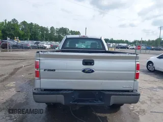 2013 Ford F-150 XL z VIN 1FTMF1CM1DKE52831, wystawiony jako IAAI lot #42401051 z przebiegiem 111 734 mil mil oraz . Historia ofert i sprzedaży dostępna na DreamBid. Obrazek 16.
