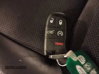 2020 Jeep Grand Cherokee Summit с VIN 1C4RJFJG3LC251228, выставлен на аукционе IAAI как лот 41278249 с пробегом 110 745 миль миль и . История ставок и продаж доступна на DreamBid. Изображение 11.