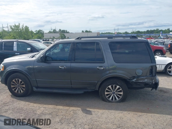 2017 Ford Expedition XLT with VIN 1FMJU1HT0HEA34835, listed as a IAAI auction lot 42763555 with 172,607 mi miles and . Bid and sale history available at DreamBid. Image 14.