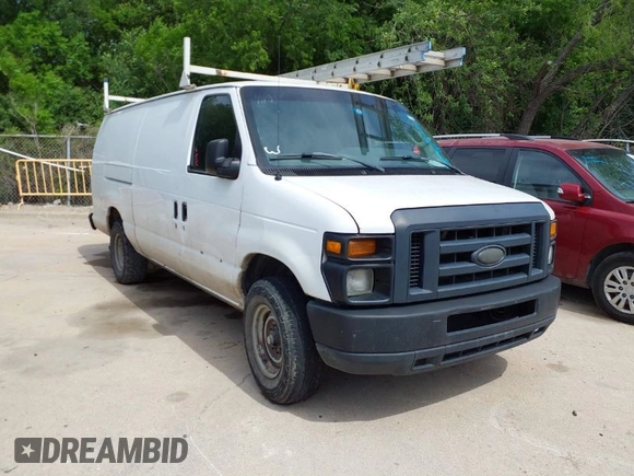 2011 Ford Econoline Cargo Commercial with VIN 1FTNS1EW0BDA65560, listed as a IAAI auction lot 42023428 with 267,279 mi miles. Bid and sale history available at carsss.com. Image 1.