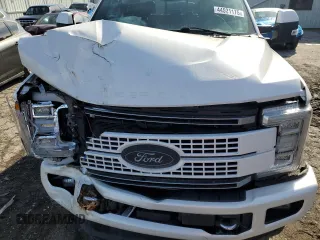 2017 Ford F-350 Platinum with VIN 1FT8W3BT2HEF08950, listed as a Copart auction lot 44521175 with 113,237 mi miles and Salvage Title. Bid and sale history available at DreamBid. Image 13.