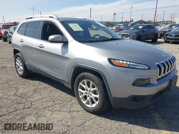 2016 Jeep Cherokee Latitude z VIN 1C4PJMCS5GW243746, wystawiony jako IAAI lot #41346904 z przebiegiem 98 616 mil mil oraz . Historia ofert i sprzedaży dostępna na DreamBid. Obrazek 1.