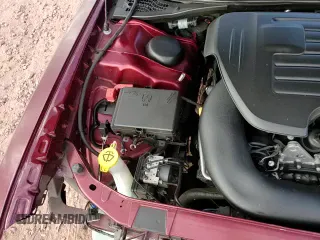 2019 Dodge Challenger SXT z VIN 2C3CDZAG7KH524363, wystawiony jako Copart lot #84037165 z przebiegiem 53 611 mil mil oraz Szkoda całkowita • Salvage title. Historia ofert i sprzedaży dostępna na DreamBid. Obrazek 14.