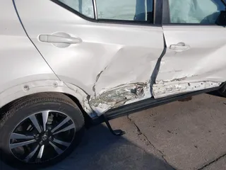 2019 Nissan Kicks S with VIN 3N1CP5CU4KL477933, listed as a IAAI auction lot 41665355 with 54,782 mi miles. Bid and sale history available at carsss.com. Image 12.