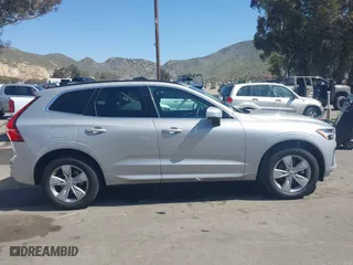 2022 Volvo XC60 Momentum with VIN YV4L12RK2N1052643, listed as a IAAI auction lot 41960135 with 64,280 mi miles. Bid and sale history available at carsss.com. Image 13.