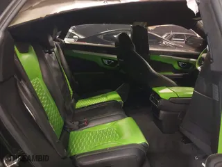 2019 Lamborghini Urus with VIN ZPBUA1ZL4KLA03222, listed as a IAAI auction lot 41920029 with 57,055 mi miles. Bid and sale history available at carsss.com. Image 8.