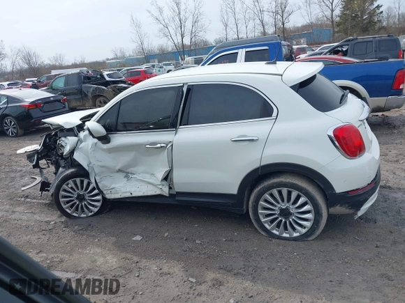 2016 FIAT 500X Lounge z VIN ZFBCFYDT0GP328541, wystawiony jako IAAI lot #42016388 z przebiegiem 134 806 mil mil oraz . Historia ofert i sprzedaży dostępna na DreamBid. Obrazek 14.
