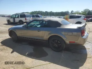 2005 Ford Mustang Deluxe with VIN 1ZVFT84N155232118, listed as a Copart auction lot 53033395 with 91,652 mi miles and Salvage Title. Bid and sale history available at carsss.com. Image 2.