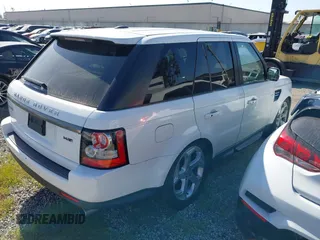 2013 Land Rover Range Rover Sport HSE z VIN SALSF2D46DA768686, wystawiony jako IAAI lot #41591453 z przebiegiem 111 563 mil mil oraz . Historia ofert i sprzedaży dostępna na DreamBid. Obrazek 4.