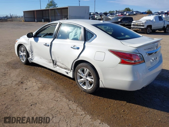 2014 Nissan Altima 2.5 S with VIN 1N4AL3AP7EN222382, listed as a IAAI auction lot 41674109 with 84,721 mi miles. Bid and sale history available at carsss.com. Image 3.