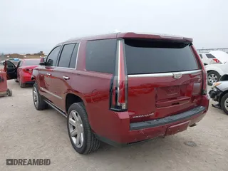 2016 Cadillac Escalade Premium Collection with VIN 1GYS4CKJ8GR182471, listed as a IAAI auction lot 41376578 with 122,630 mi miles. Bid and sale history available at carsss.com. Image 3.