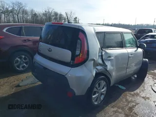 2015 Kia Soul + with VIN KNDJP3A51F7813052, listed as a IAAI auction lot 41186412 with 1 mi miles. Bid and sale history available at carsss.com. Image 4.
