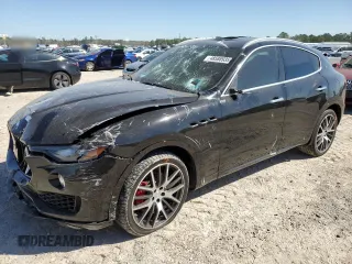 2017 Maserati Levante with VIN ZN661XUL4HX225995, listed as a Copart auction lot 48588935 with 45,276 mi miles and Salvage Title. Bid and sale history available at carsss.com. Image 1.