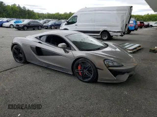 2017 McLaren 570S z VIN SBM13DAA7HW003763, wystawiony jako Copart lot #57582895 z przebiegiem 43 165 mil mil oraz Szkody całkowita. Historia ofert i sprzedaży dostępna na DreamBid. Obrazek 4.