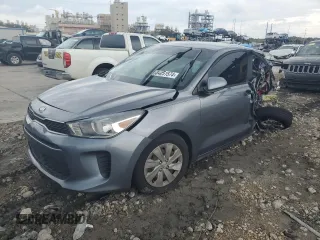 2019 Kia Rio S with VIN 3KPA24AB3KE171390, listed as a Copart auction lot 86492264 with 0 mi miles and Salvage Title. Bid and sale history available at carsss.com. Image 1.