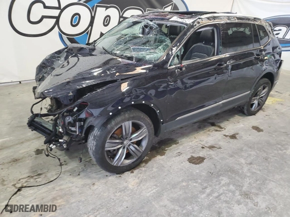 2018 Volkswagen Tiguan SEL Premium with VIN 3VV5B7AX7JM090655, listed as a Copart auction lot 86395734 with 100,465 mi miles and Clean Title. Bid and sale history available at carsss.com. Image 1.