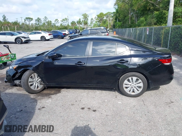 2023 Nissan Sentra S z VIN 3N1AB8BV7PY287992, wystawiony jako IAAI lot #42335056 z przebiegiem 14 482 mil mil oraz . Historia ofert i sprzedaży dostępna na DreamBid. Obrazek 14.