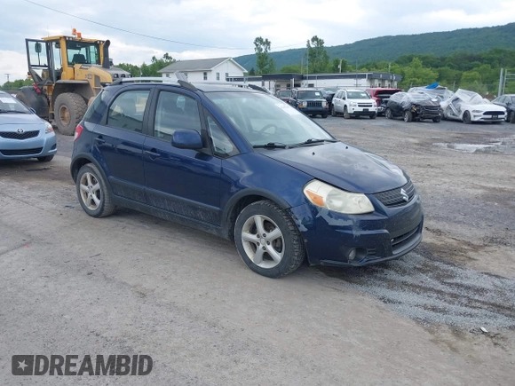 2008 Suzuki SX4 z VIN JS2YB417885103056, wystawiony jako IAAI lot #42359745 z przebiegiem 202 638 mil mil oraz . Historia ofert i sprzedaży dostępna na DreamBid. Obrazek 1.