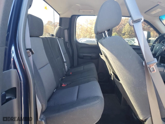 2011 GMC Sierra 2500HD SLE with VIN 1GT220CG7BZ216616, listed as a Copart auction lot 75283084 with 188,778 mi miles and Salvage Title. Bid and sale history available at carsss.com. Image 10.