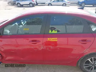 2022 Kia Forte LXS with VIN 3KPF24AD9NE464402, listed as a IAAI auction lot 41797175 with 20,604 mi miles. Bid and sale history available at carsss.com. Image 15.