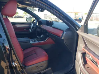 2025 Mazda CX-70 Premium Plus with VIN JM3KJEHA8S1100304, listed as a IAAI auction lot 42261867 with 2,678 mi miles and . Bid and sale history available at DreamBid. Image 5.