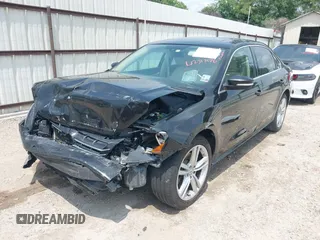 2015 Volkswagen Passat SE z VIN 1VWBV7A33FC024325, wystawiony jako IAAI lot #42313126 z przebiegiem 179 964 mil mil oraz . Historia ofert i sprzedaży dostępna na DreamBid. Obrazek 2.