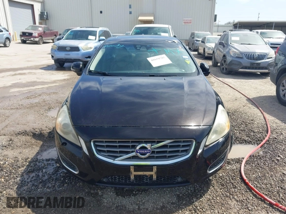 2012 Volvo S60 T6 with VIN YV1902FH4C2023235, listed as a IAAI auction lot 41659705 with 177,668 mi miles. Bid and sale history available at carsss.com. Image 12.