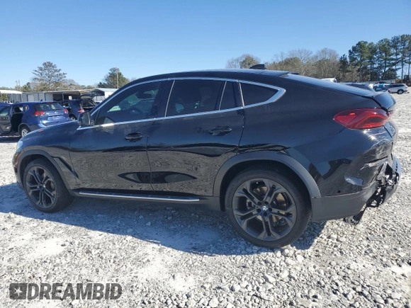 2022 BMW X6 xDrive40i with VIN 5UXCY6C0XN9K71038, listed as a Copart auction lot 48041725 with 40,612 mi miles and Salvage Title. Bid and sale history available at carsss.com. Image 2.