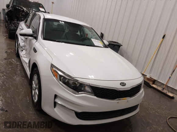 2016 Kia Optima LX with VIN 5XXGT4L38GG048180, listed as a IAAI auction lot 41923650 with 58,018 mi miles. Bid and sale history available at carsss.com. Image 12.