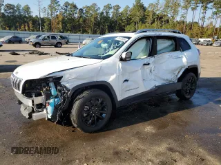 2021 Jeep Cherokee Latitude Lux with VIN 1C4PJLMN6MD107085, listed as a Copart auction lot 77547684 with 0 mi miles and Salvage Title. Bid and sale history available at carsss.com. Image 1.