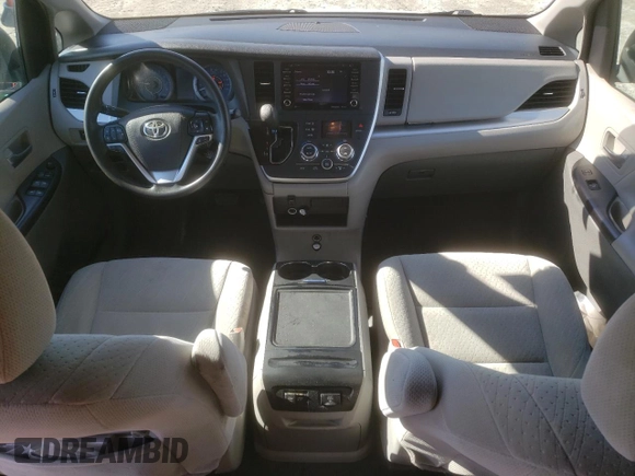 2020 Toyota Sienna LE with VIN 5TDJZ3DC6LS239120, listed as a Copart auction lot 45532665 with 477,555 mi miles and Clean title. Bid and sale history available at DreamBid. Image 8.