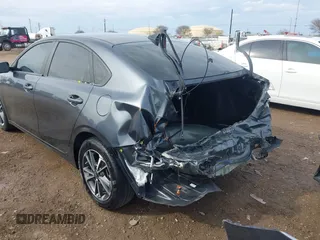 2024 Kia Forte LXS with VIN 3KPF24AD9RE709771, listed as a IAAI auction lot 41351206 with 8,009 mi miles and . Bid and sale history available at DreamBid. Image 6.