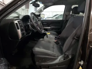 2018 Chevrolet Silverado 1500 LT with VIN 1GCVKREC8JZ158588, listed as a Copart auction lot 48253695 with 82,708 mi miles and Salvage Title. Bid and sale history available at carsss.com. Image 7.