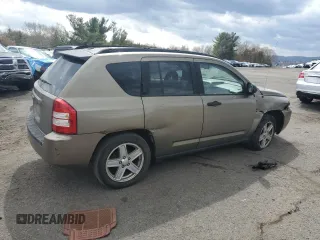2007 Jeep Compass Sport with VIN 1J8FT47W17D141545, listed as a Copart auction lot 50924935 with 179,805 mi miles and Salvage Title. Bid and sale history available at carsss.com. Image 3.