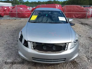 2009 Honda Accord LX-P z VIN 1HGCP264X9A103451, wystawiony jako IAAI lot #42203500 z przebiegiem 176 959 mil mil oraz . Historia ofert i sprzedaży dostępna na DreamBid. Obrazek 13.