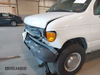 2004 Ford Econoline Cargo with VIN 1FTSS34L24HB31415, listed as a IAAI auction lot 41228686 with 283,620 mi miles and . Bid and sale history available at DreamBid. Image 15.